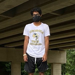 Meet your Posher, Tilak